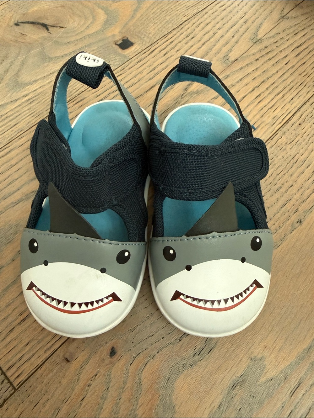 ikiki Kids Shark Squeaky Sandals Size 6 Toddler – Sound On/Off